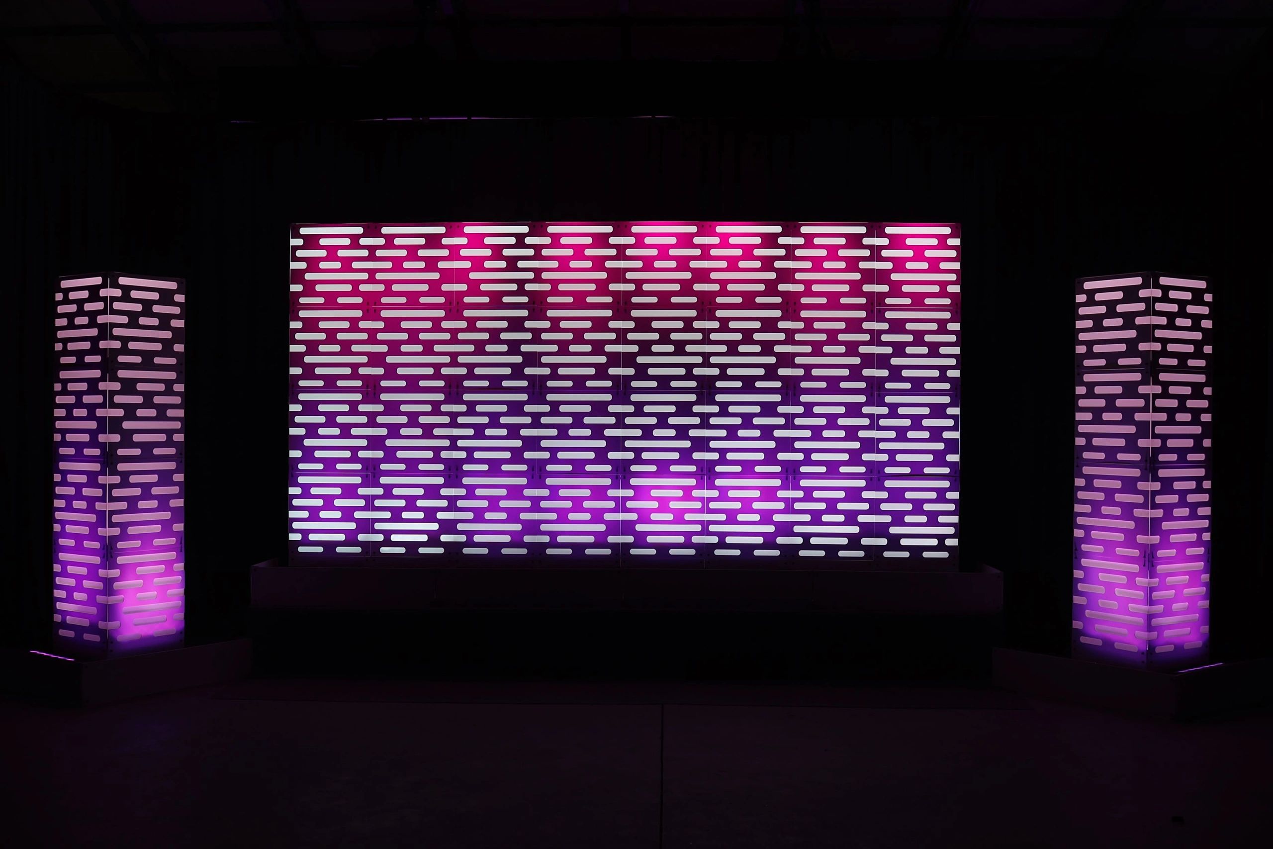 Linear Precision Canvas